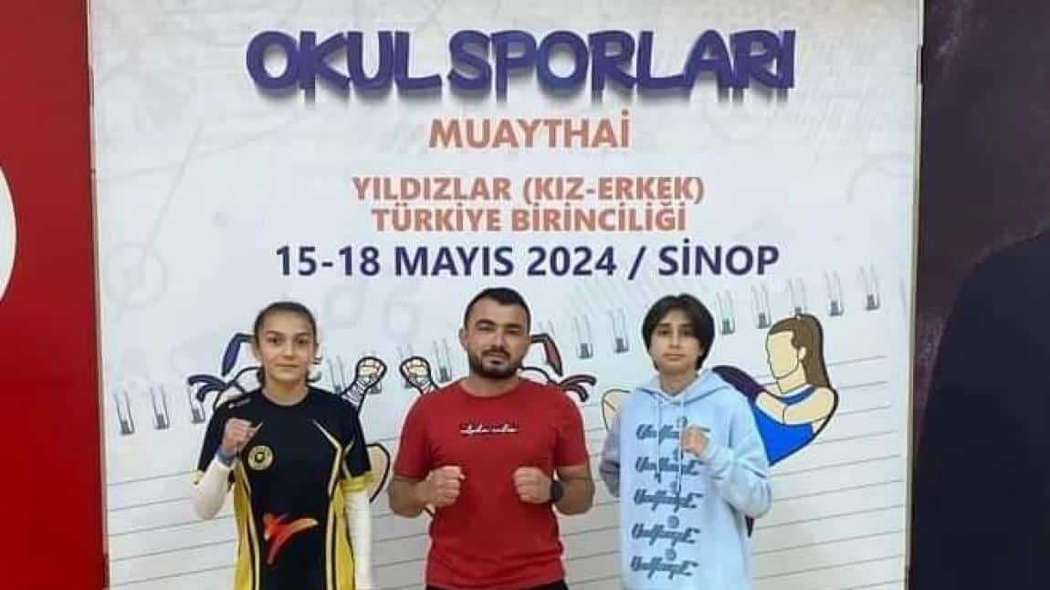  Sinop'ta gerçekleştirilen Muay Thai Türkiye şampiyonasında öğrencilerimiz dereceye girmişlerdir. Öğrencilerimizi tebrik ediyoruz.